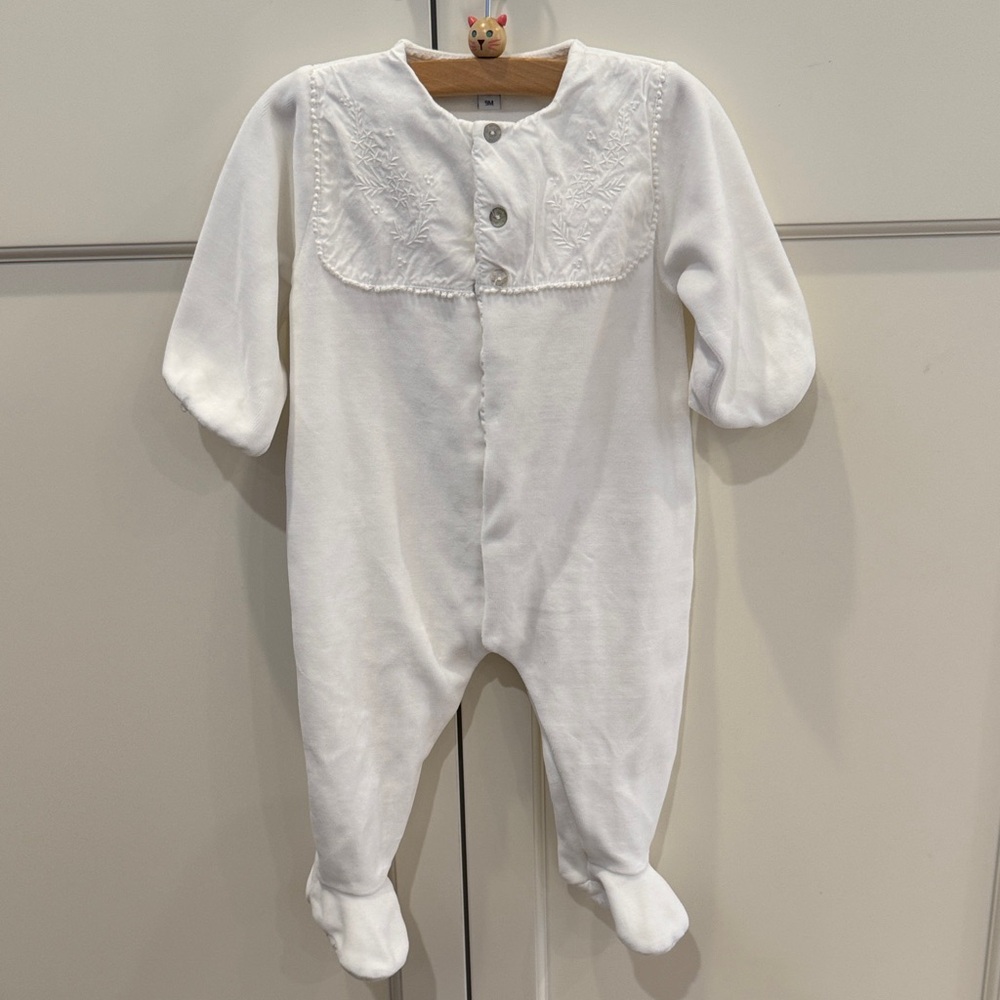 Tartine et Chocolat White Velour Footed Pajamas 9M Embroidered Luxury Baby